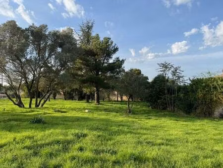 terrain constructible viabilisé à vendre