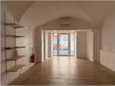 boutique à louer
