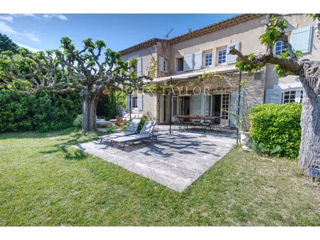 maison de luxe à vendre à paradou