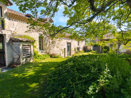 maison à vendre à vallereuil (24190) - dordogne