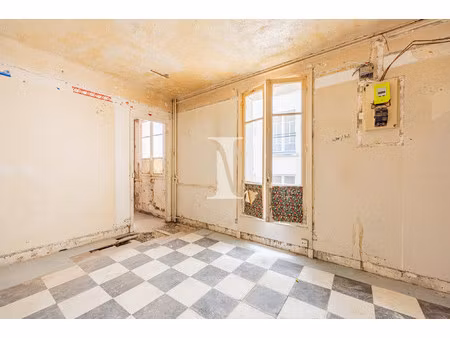 75013 - studio - a renover