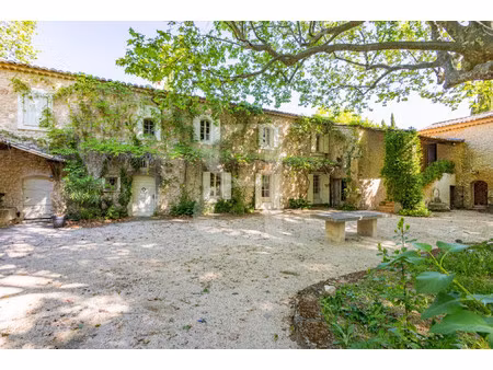 mas à vendre à joucas