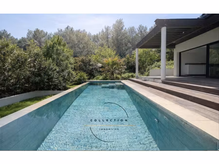 villa contemporaine avec vue exceptionnelle