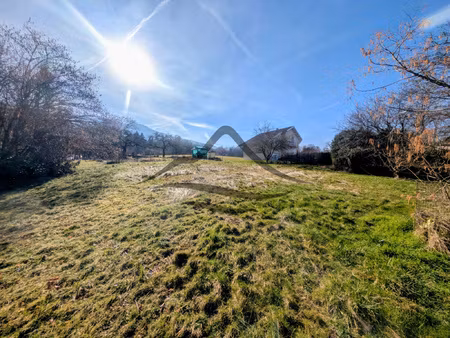 à vendre terrain constructible de 792 m2 neydens