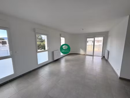 t3 neuf 68 30 m2 avec balcon 21 50 m2 la seyne-sur-mer