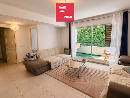 saint-denis centre : appartement t2 vendu loué avec parking - résidence sécurisée proche j