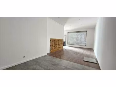 en vente local commercial 39 37 m² – 84 500 € |tourcoing