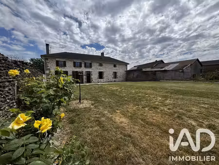 maison à la porte du der (52220)