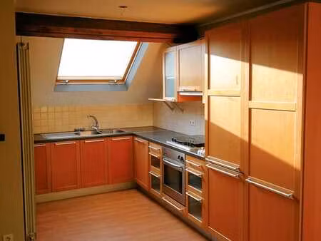 appartement 1 chambre à proximité de schuman  peb c