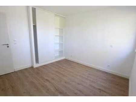location appartement 2 pièces à nantes (44000) : à louer 2 pièces / 45m² nantes