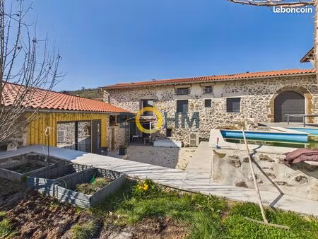 ferme 11 pièces 227 m²