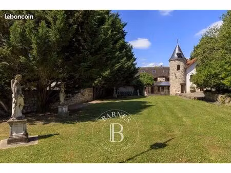 moulin 11 pièces 700 m²