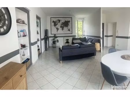 location t3 château-gontier centre