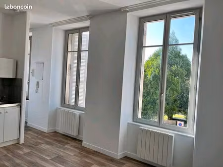 studio – centre-ville – wifi – chauffage - garage vélo – 26 m²