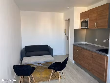 studio meublé centre-ville d'annemasse avec parking