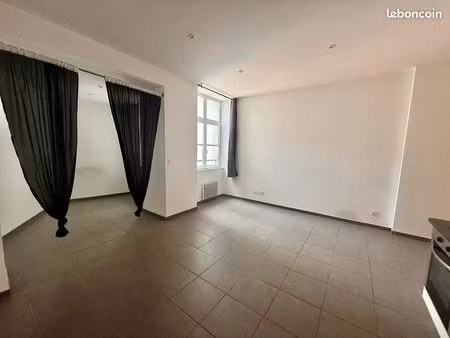 appartement 1 pièce 38 m²