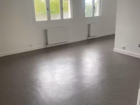 appartement + parking + garage prive
