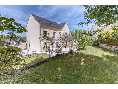 nestenn igny - maison familiale 250 m² igny (pileu) - 6 chambres - séjour 57 m² sud - dpe 