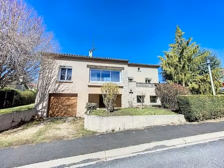 location maison 5 pièces 194 m² à saint-flour (15100)