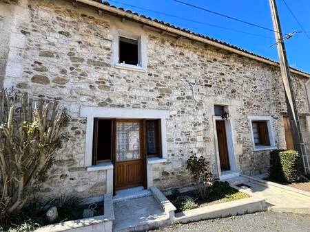 vente maison 4 pièces 145 m² vouzan (16410)