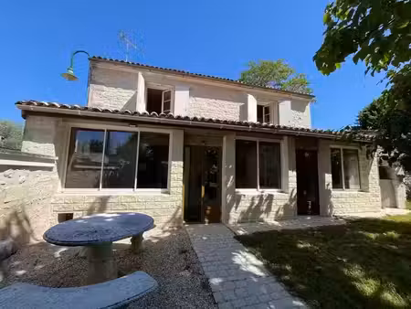 vente maison 5 pièces 157 m² merpins (16100)