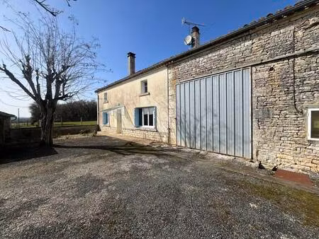 vente maison 3 pièces 65 m² poursac (16700)