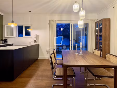 villa de luxe à vendre dans le quartier les arceaux