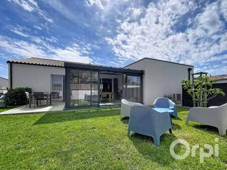 vente maison à soullans (85300) : à vendre / 116m² soullans