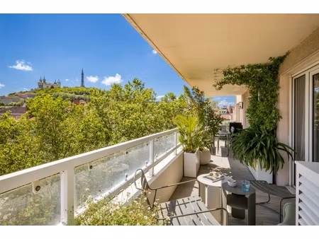 appartement 4 pièces - 138 m²