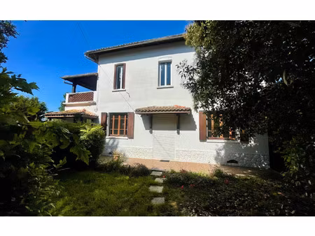 maison barcelonne-du-gers 223 m² t-7 à vendre  329 500 €