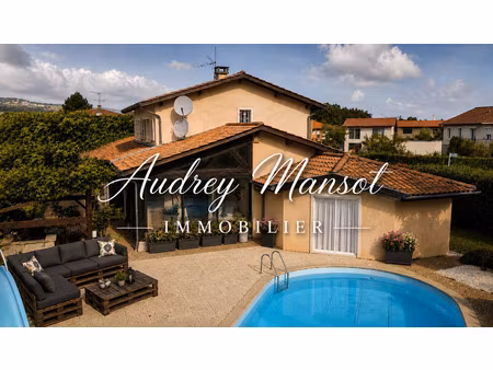 maison 6 pièces - 187 m²