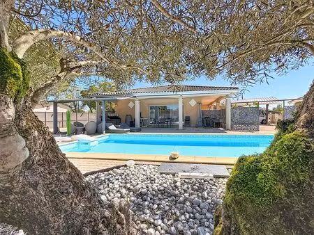 maison de 5 pièces de 120 m² à la ville-dieu-du-temple