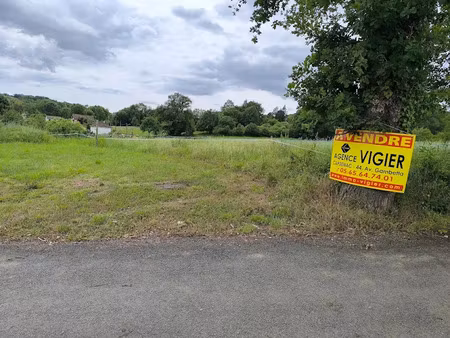 vente terrain 1458 m² à bagnac-sur-célé (46270)  37 000 €
