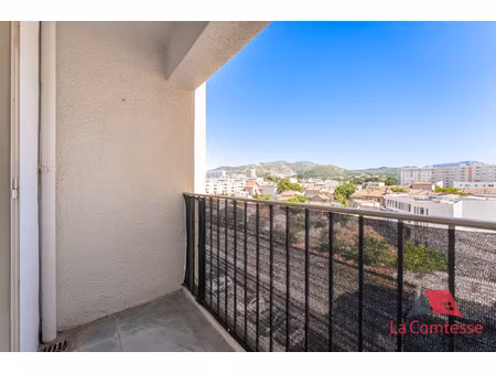 sainte marguerite / dromel : t2 de 40 m2 avec balcons et cav