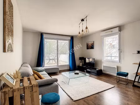 location appartement 5 pièces 87 m² à nantes (44300)