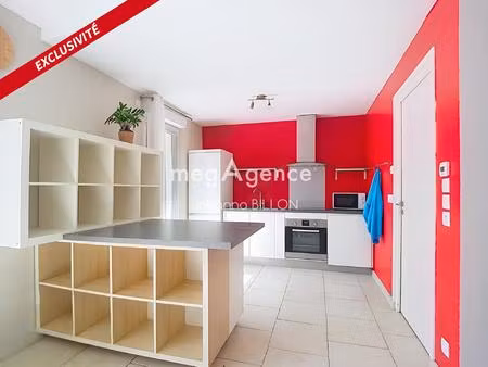 maison de ville datant de 2012  sans amiante !!