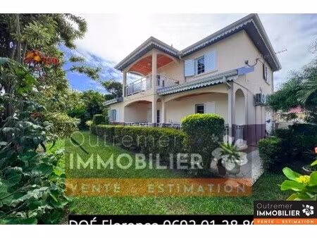 charmante maison créole f5 avec 517 m² de terrain