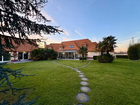 vente maison 12 pièces  372.00m²  caen