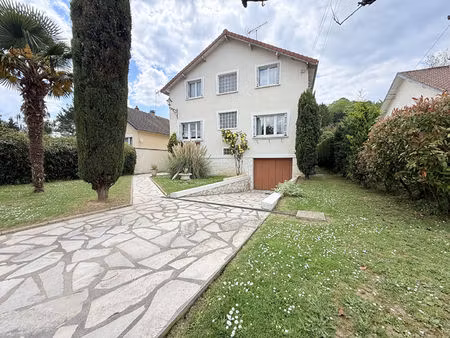 maison luzarches 7 pièce(s) 145 m2