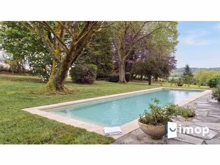 maison d’architecte avec terrain piscinable de 5000 m2