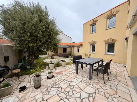 location maison 5 pièces 130 m² à saint-julien-de-concelles (44450)