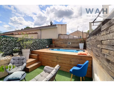 maison 3 pièces 68 m2 de plain pieds avec extérieurs 34160 b