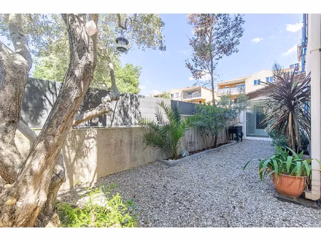 location appartement 3 pièces 69 m² à aix-en-provence (13080)