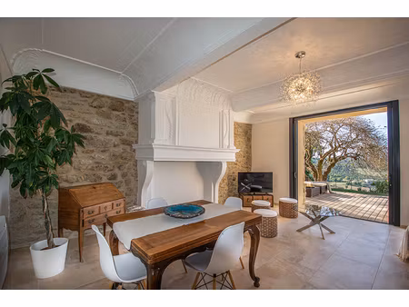 appartement t2 avec loggia terrasse et jardin