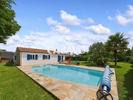 vente maison 6 pièces de 105m² - 44100 nantes