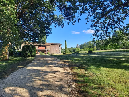 maison familiale à ossature bois en campagne