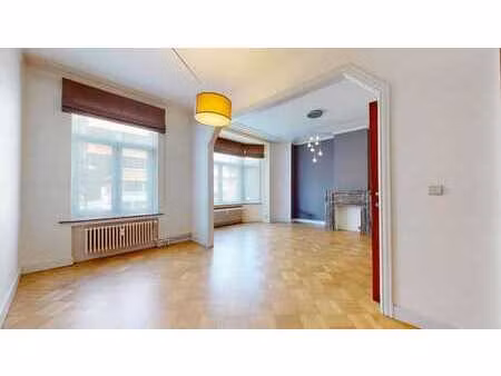 vergote - bel appt 2ch +/- 122m2 avec garage box !