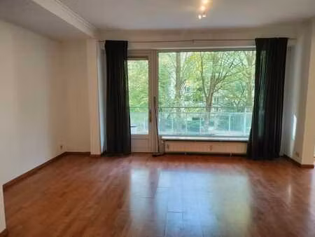 appartement 1 ch à woluwe-saint-pierre