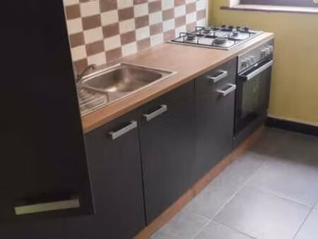 appartement 1 chambre  place gambetta  charleroi