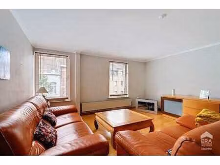 triplex 2ch. (poss 3ch) idéalement situé - peb b
